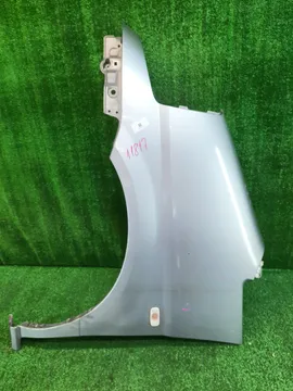 КРЫЛО НА NISSAN SERENA TC24