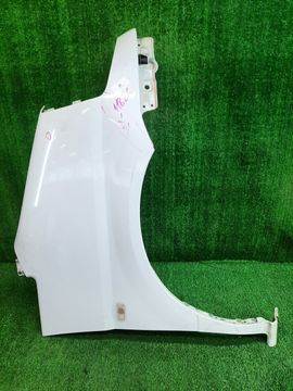 КРЫЛО НА NISSAN SERENA TC24