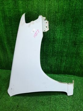 КРЫЛО НА NISSAN CUBE Z10