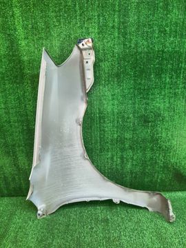 КРЫЛО НА TOYOTA COROLLA NZE121
