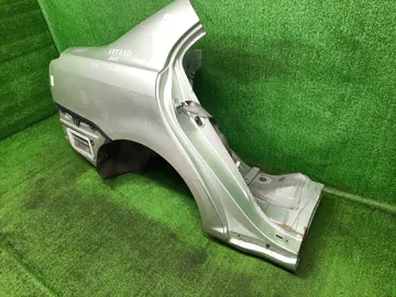 КРЫЛО НА TOYOTA AVENSIS AZT250