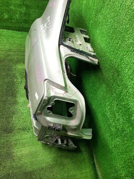 КРЫЛО НА TOYOTA AVENSIS AZT250