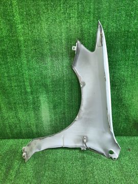 КРЫЛО НА MITSUBISHI LANCER CS2V