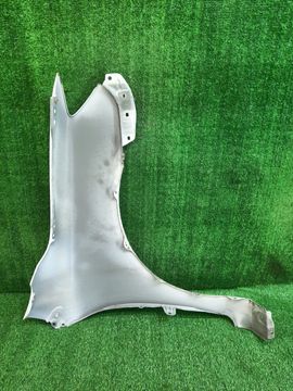 КРЫЛО НА TOYOTA COROLLA  AXIO NZE141