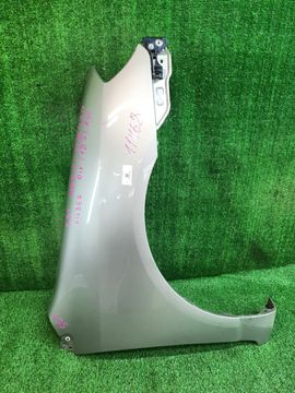 КРЫЛО НА TOYOTA COROLLA NZE121