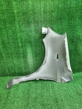 КРЫЛО НА TOYOTA VITZ SCP10