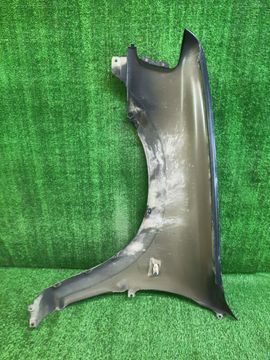 КРЫЛО НА ISUZU WIZARD UES73FW