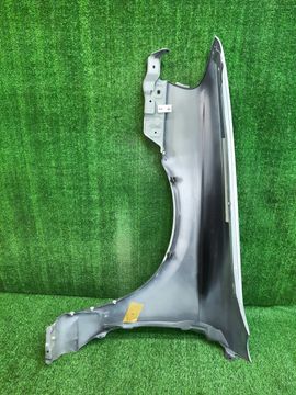 КРЫЛО НА NISSAN SUNNY FB15