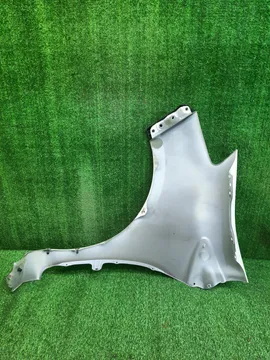 КРЫЛО НА TOYOTA VITZ KSP130