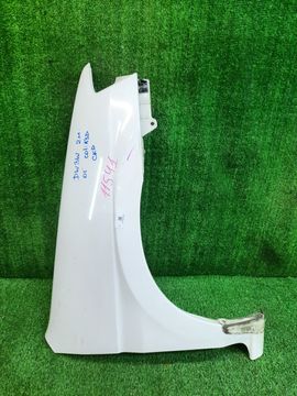 КРЫЛО НА MAZDA DEMIO DW5W