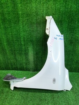 КРЫЛО НА MAZDA DEMIO DY3W