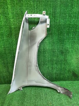 КРЫЛО НА NISSAN RNESSA N30