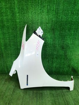 КРЫЛО НА HONDA FIT GP6