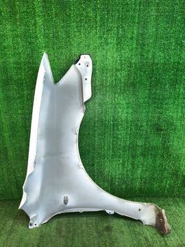 КРЫЛО НА TOYOTA COROLLA NZE121