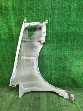 КРЫЛО НА NISSAN PRESAGE U30