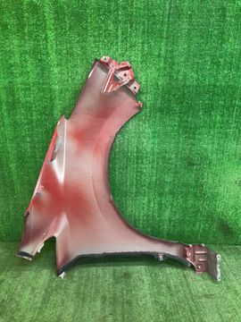 КРЫЛО НА NISSAN LEAF ZE1