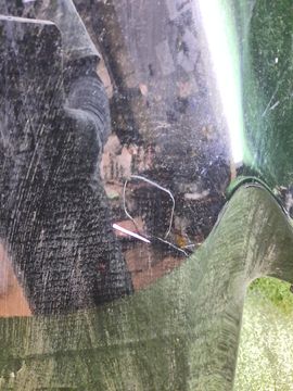 КРЫЛО НА NISSAN LEAF ZE1