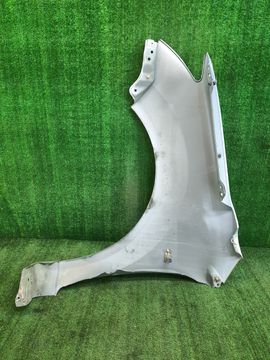 КРЫЛО НА TOYOTA WILL VS ZZE128