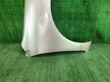 КРЫЛО НА TOYOTA COROLLA RUNX NZE121