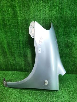 КРЫЛО НА TOYOTA IPSUM ACM21W