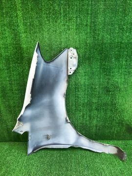 КРЫЛО НА TOYOTA IPSUM ACM21W