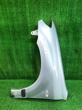 КРЫЛО НА MITSUBISHI AIRTREK CU2W