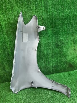 КРЫЛО НА MITSUBISHI AIRTREK CU2W