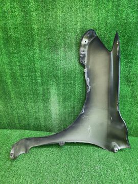 КРЫЛО НА TOYOTA COROLLA FIELDER ZRE142G