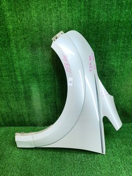 КРЫЛО НА MITSUBISHI GRANDIS NA4W