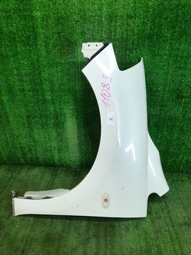 КРЫЛО НА NISSAN TIIDA C11