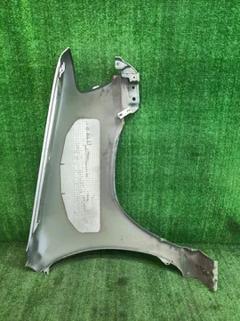 КРЫЛО НА NISSAN CUBE Z10