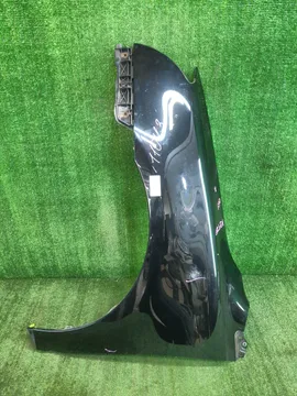 КРЫЛО НА TOYOTA AVENSIS AZT251