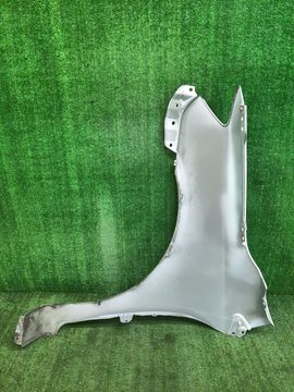 КРЫЛО НА TOYOTA COROLLA FIELDER ZRE142G