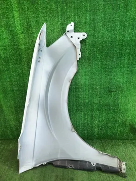 КРЫЛО НА MITSUBISHI OUTLANDER CW5W