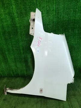 КРЫЛО НА NISSAN SERENA TC24