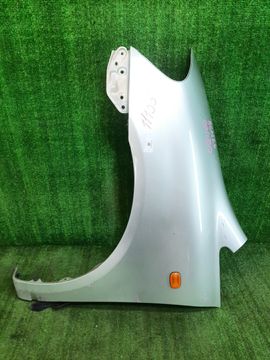 КРЫЛО НА TOYOTA IPSUM ACM21W