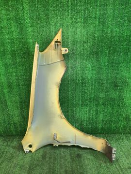 КРЫЛО НА MITSUBISHI LANCER CEDIA CS5W