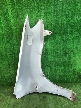 КРЫЛО НА MITSUBISHI AIRTREK CU2W