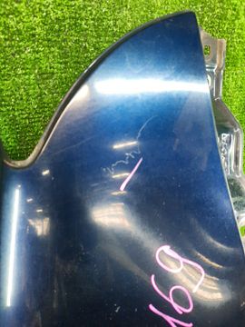 КРЫЛО НА TOYOTA AVENSIS AZT251