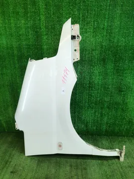 КРЫЛО НА NISSAN SERENA TC24