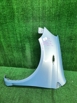 КРЫЛО НА TOYOTA VITZ SCP10