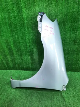 КРЫЛО НА TOYOTA COROLLA NZE121