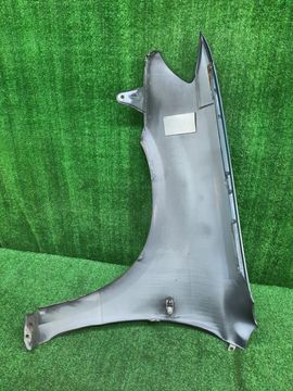КРЫЛО НА MITSUBISHI AIRTREK CU2W