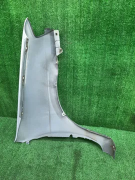 КРЫЛО НА MAZDA DEMIO DW5W