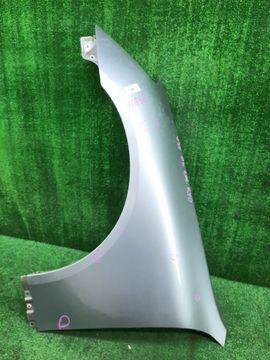 КРЫЛО НА NISSAN SKYLINE V35