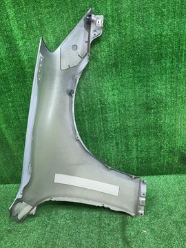 КРЫЛО НА NISSAN SKYLINE V35
