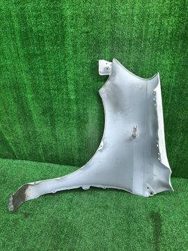 КРЫЛО НА TOYOTA VITZ SCP10