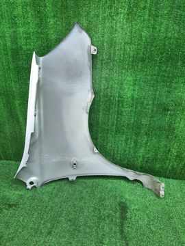 КРЫЛО НА MITSUBISHI DION CR6W
