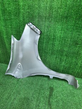 КРЫЛО НА TOYOTA VITZ KSP130