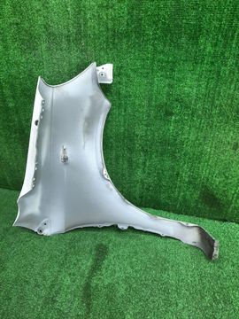 КРЫЛО НА TOYOTA VITZ SCP10